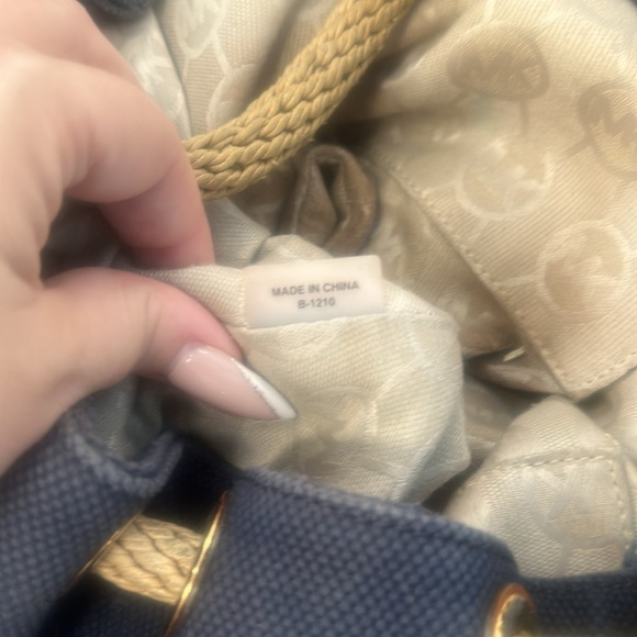 MICHAEL Michael Kors Tote - Marina Canvas - Picture 10 of 11